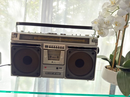 Sharp 8585 vintage radio - gf-8585,