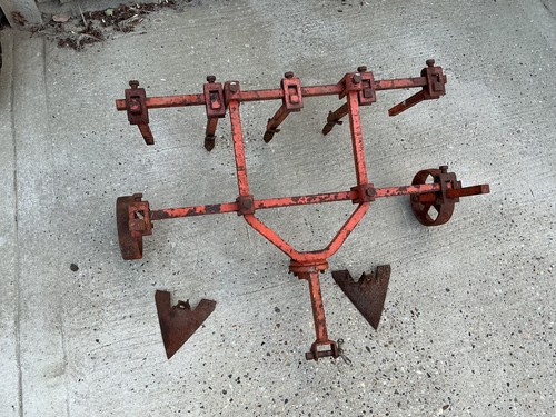 Howard 300 350 - , cultivator