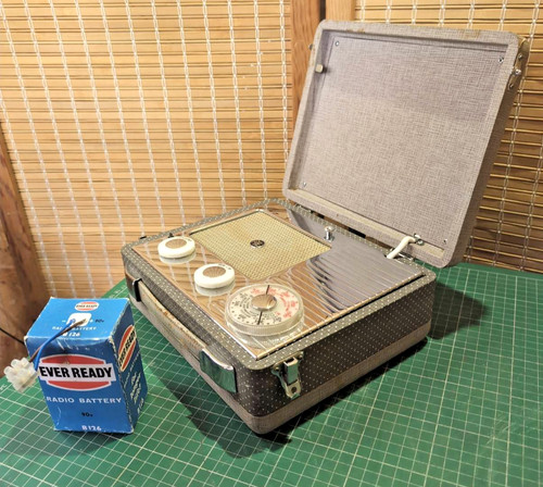 Vintage pye p31mbq - pye, portable