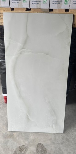 Job lot onyx white - job,