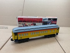 LIONEL O GAUGE PASSENGER COACH