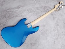 Fender Standard JazzBass Aqua