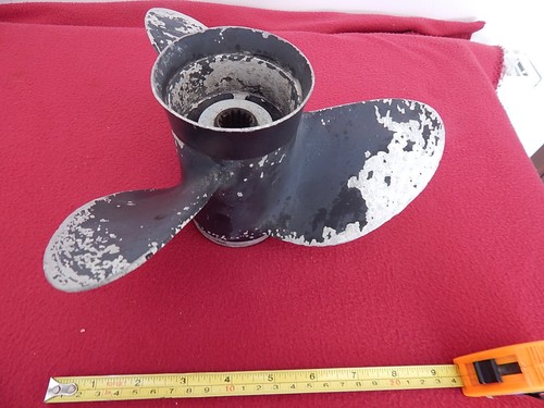 Boat propellor 13 14 - 13,