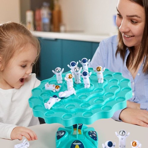 Stackable balance tree - tree, puzzle