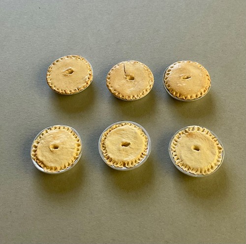 Dolls house miniature 12 - dolls,