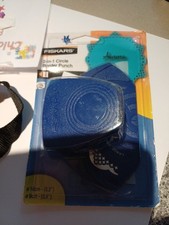 BNIP Fiskars 2 - in - 1 Circle