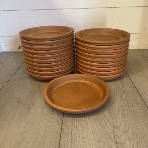 Vintage terracotta saucer 17cm - vintage,