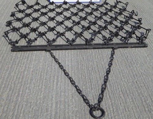 Chain harrows grass - harrows,,