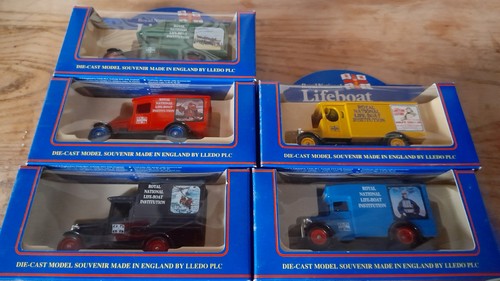 Lledo promotional set 5 - set, of