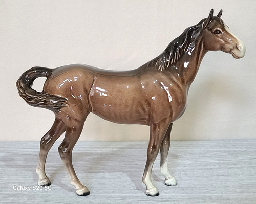 Beswick early 1st - version, bay