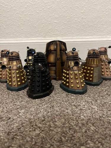 Doctor who dalek figures - doctor,