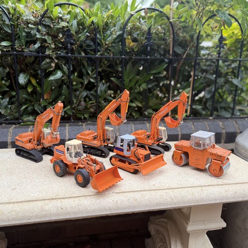 Hitachi die cast - cast, scale