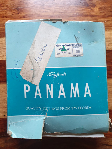 Twyfords panama basin pillar - panama,
