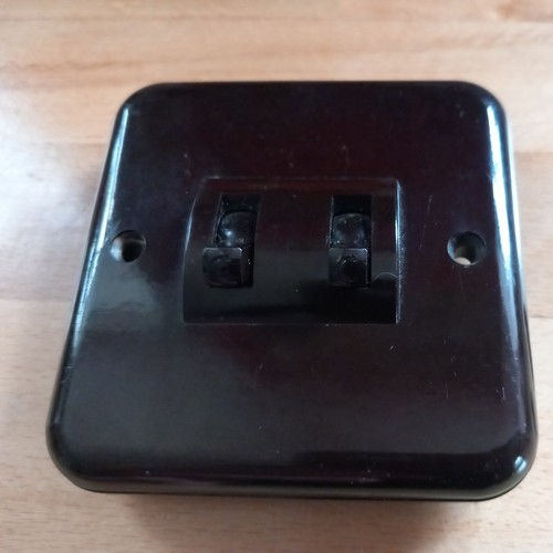Brown light switch amp - 5, 2