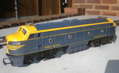 Triang r159 - triang,