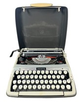 Smith Corona Zephyr Vintage 1960s Deluxe Typewriter with Case Made in England