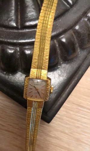 Vintage everite jewels - everite,