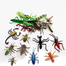 22 PCS Realistic Insects Bugs