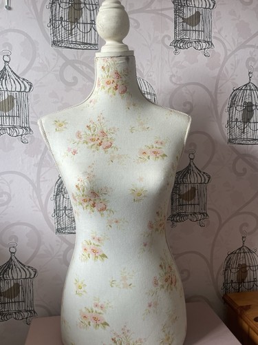 Tailors dummy floral - tailors, pattern