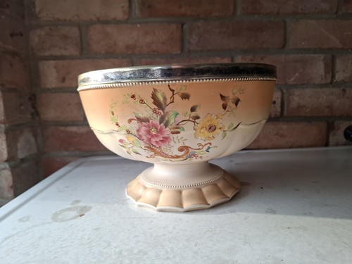 Carlton ware fruit bowl - carlton,