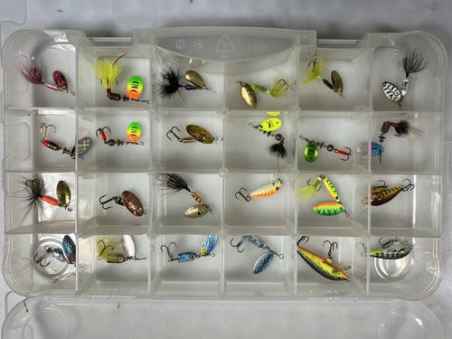 Lot vtg spinnerbait - of, 24