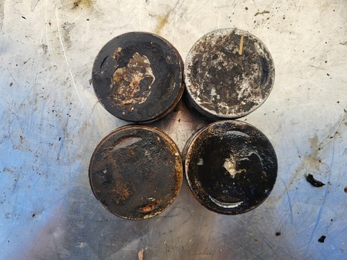 Genuine honda cb550 pistons - cb550,