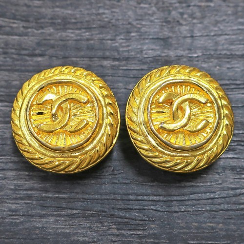 Chanel gold plated logos - plated, cc