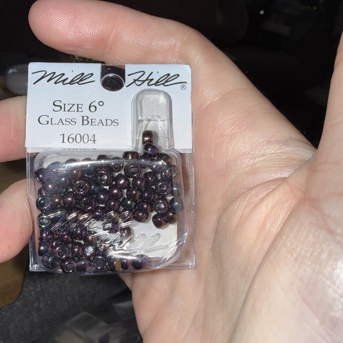 Mill hill size glass - 8,