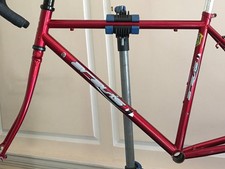 Aravis Byercycles /Hewitt