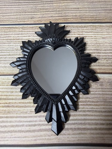 Black sacred heart mirror wall - black,
