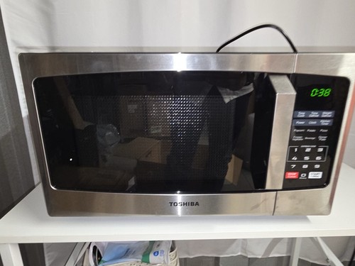 Toshiba 23l digital microwave - digital,