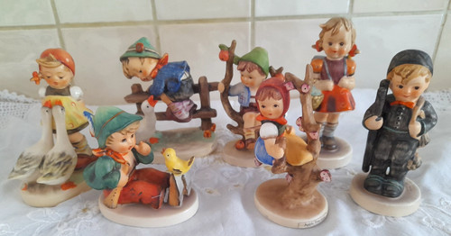 Seven vintage goebel - vintage, hummel