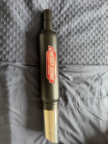 Black tail bomb oval - black,