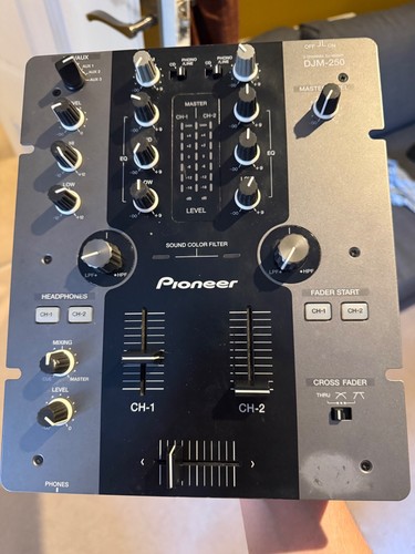 Pioneer djm 250 channel - 2,