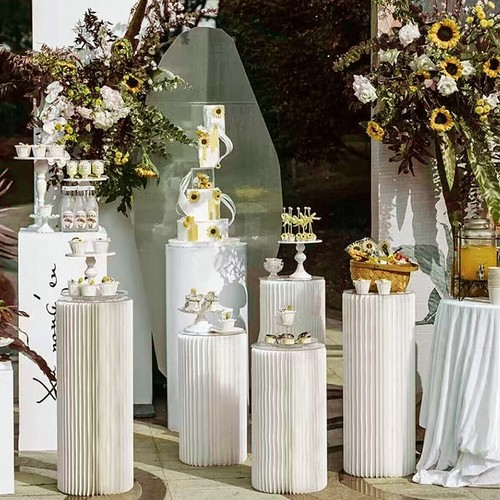 Folding round paper pedestal - round,