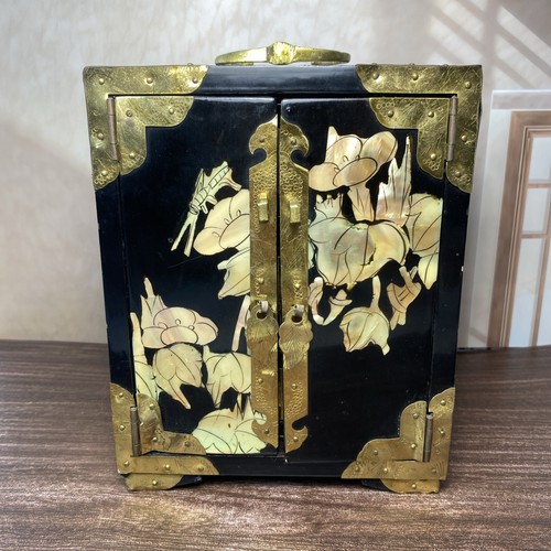 Vintage chinese black - black, lacquer
