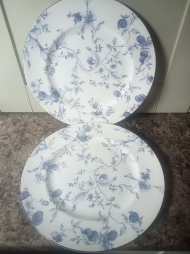 Wedgwood blue plum dinner - 2,