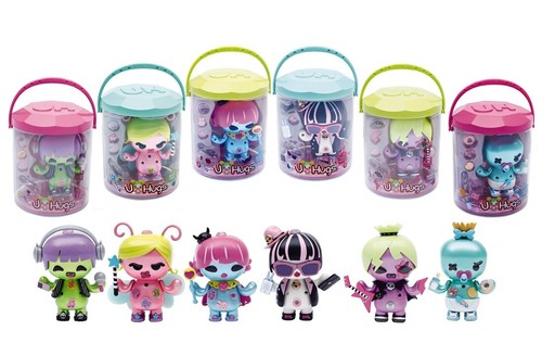 Fashion doll hugs collect - u,