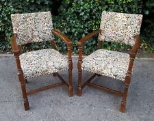 PAIR OF SOLID OAK HEALS CARVER