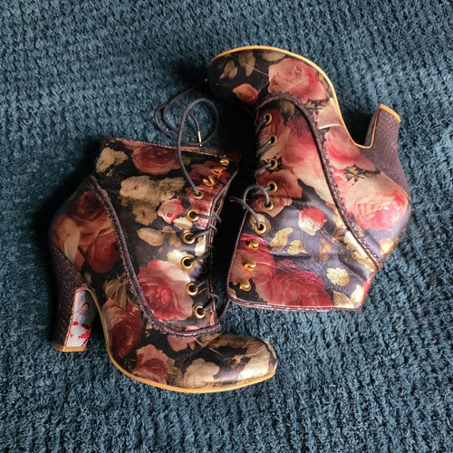 Irregular choice rose - irregular,