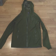 Patagonia Men's Size Medium