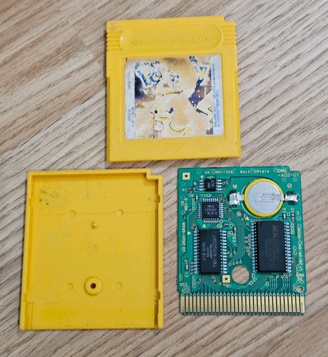 Pokémon yellow version - yellow, game