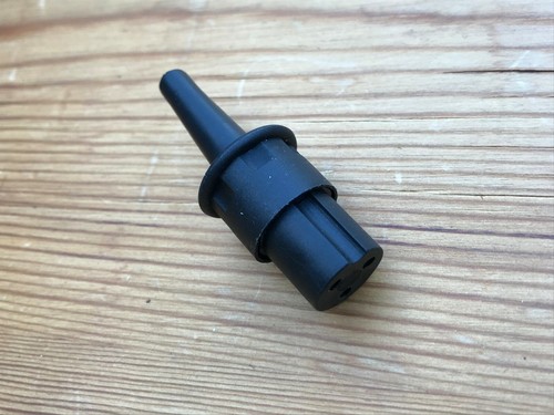 One bulgin px0631 - plug, line