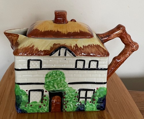 Empire ware tudor - empire,