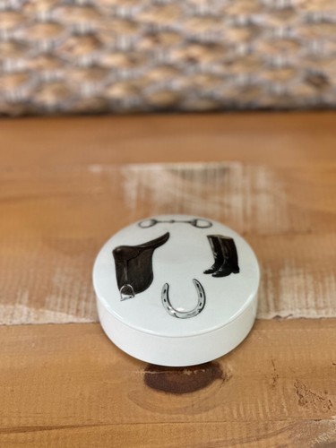 Round trinket box equestrian - round,