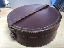 Leather collar box with 11