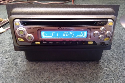 Pioneer old school deh - "old, school"