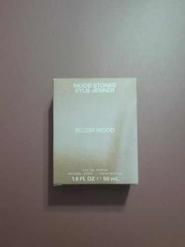 Kylie jenner mood - jenner, blush
