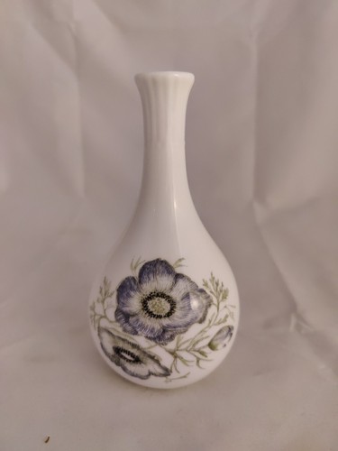 Wedgwood glen mist posy vase - glen,