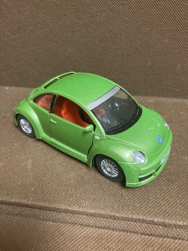 Green volkswagon beetle - volkswagon,